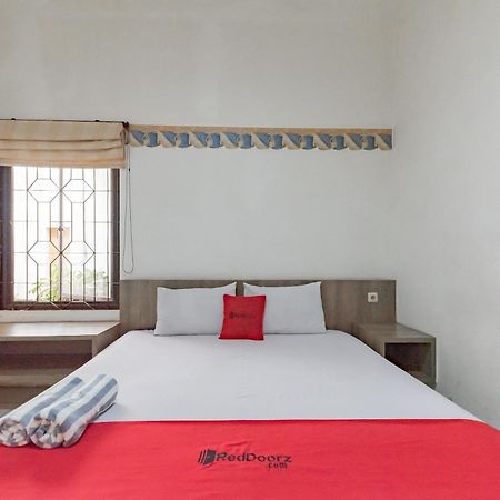 Reddoorz Near Taman Kota Lapang Merdeka Sukabumi Exterior photo